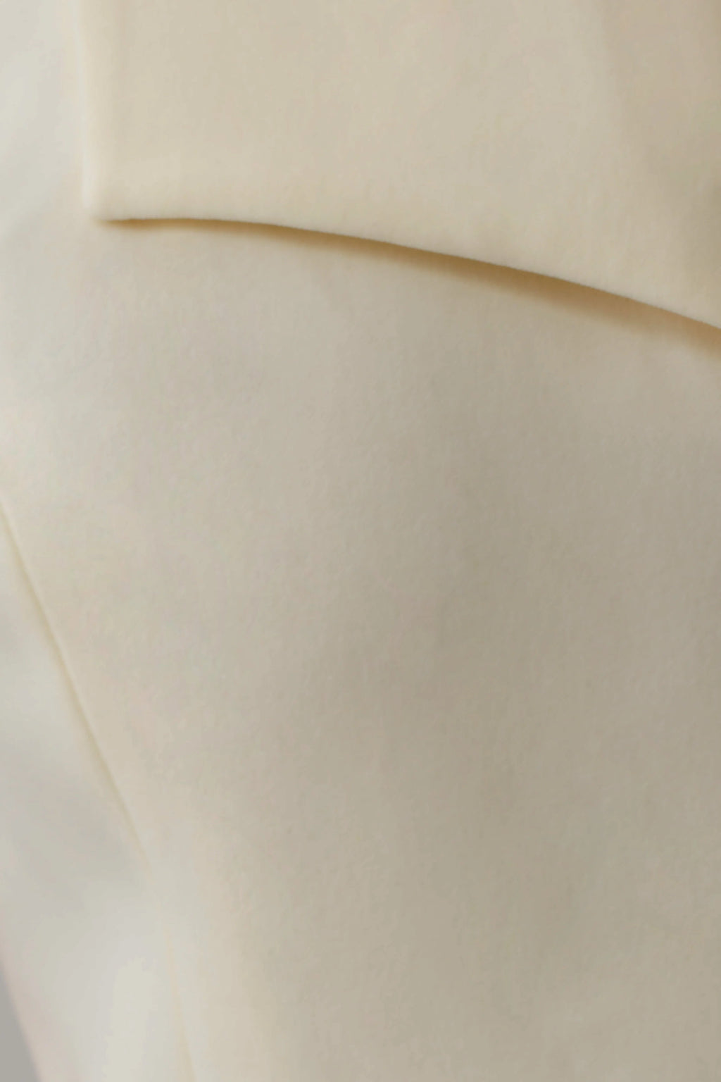 Calla Collared Sleeveless Halter Top - Ivory