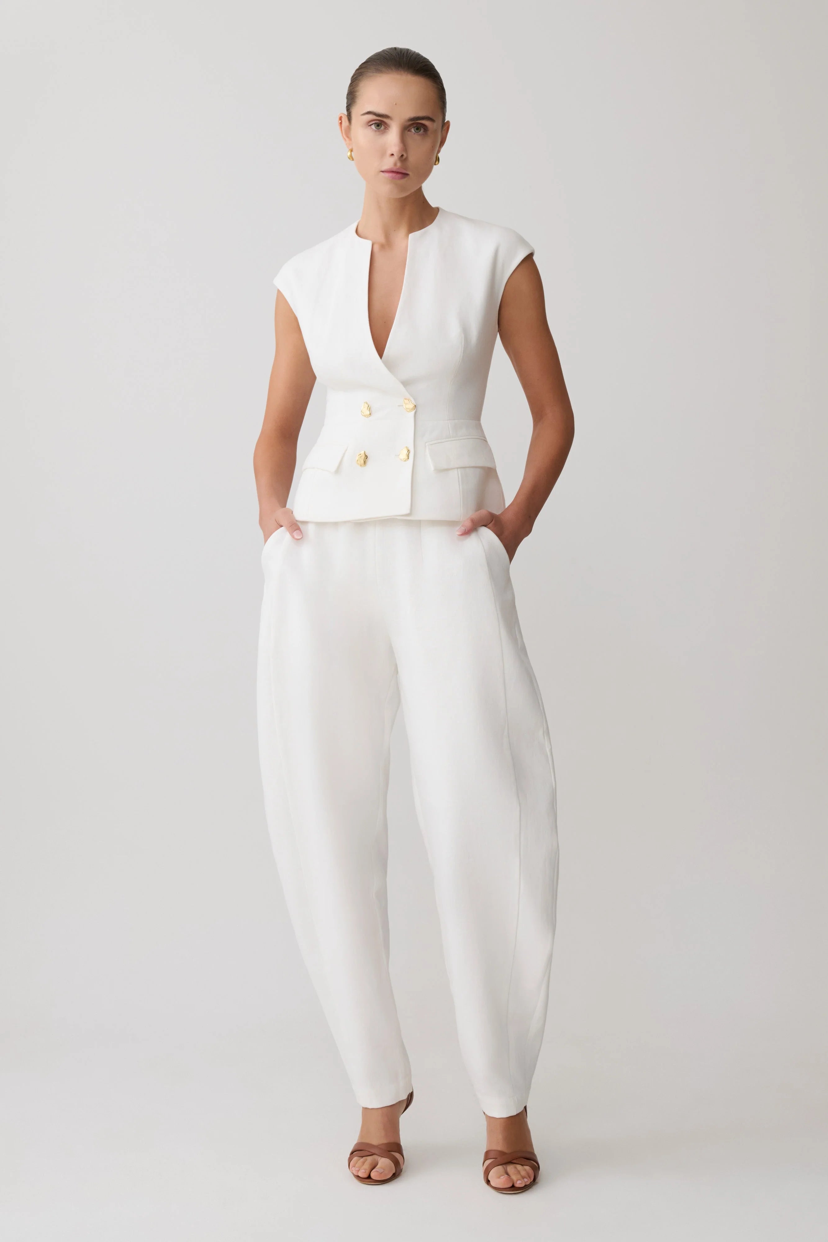Oriana Linen Oversize Pants - White